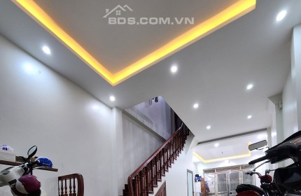 Bán nhà 4 tầng Tây mỗ, diện tích 41m, cả dãy là giáo viên, gần hồ điều hoà, giá 2 tỉ 9